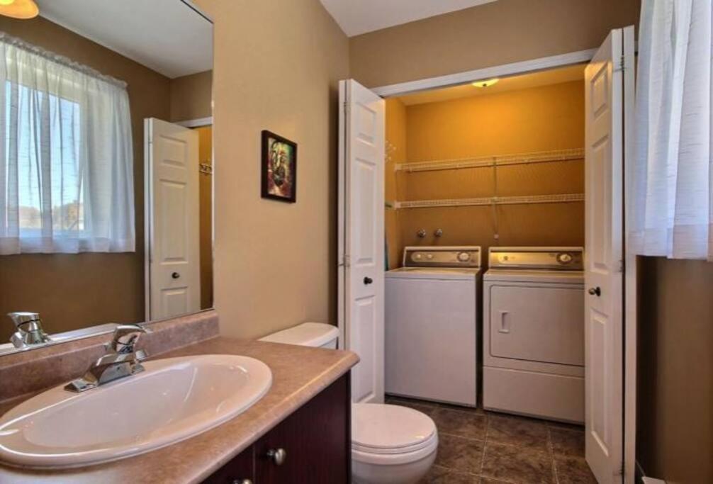 Lovely With Heated Swimming Pool Holiday home Quebec City
