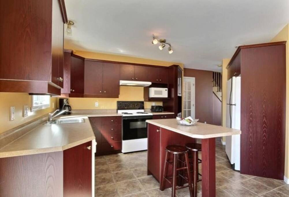 Lovely With Heated Swimming Pool Holiday home